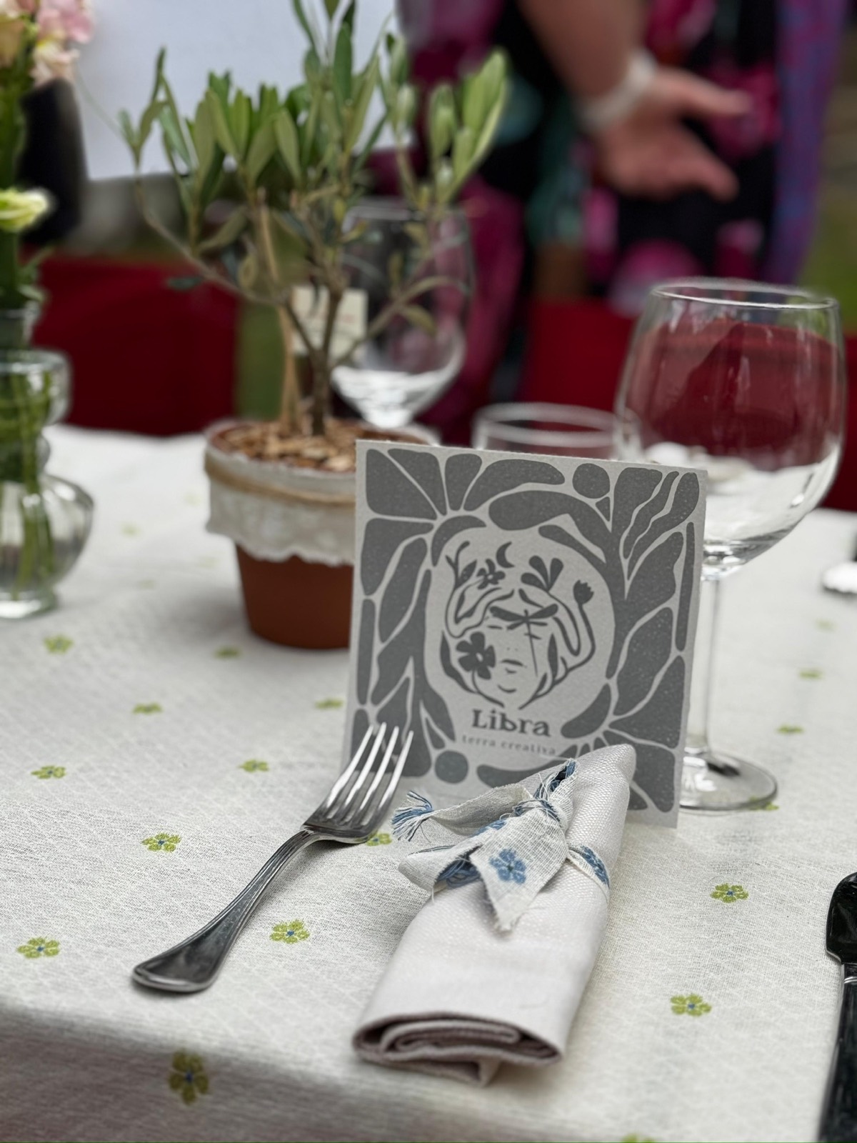 Mise en place con il menu di Libra